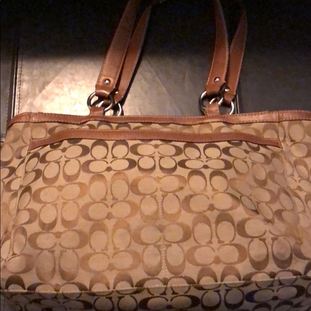 Coach tote